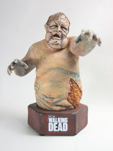 Walking Dead Well Walker Zombie Limited Statue Mini-Bust